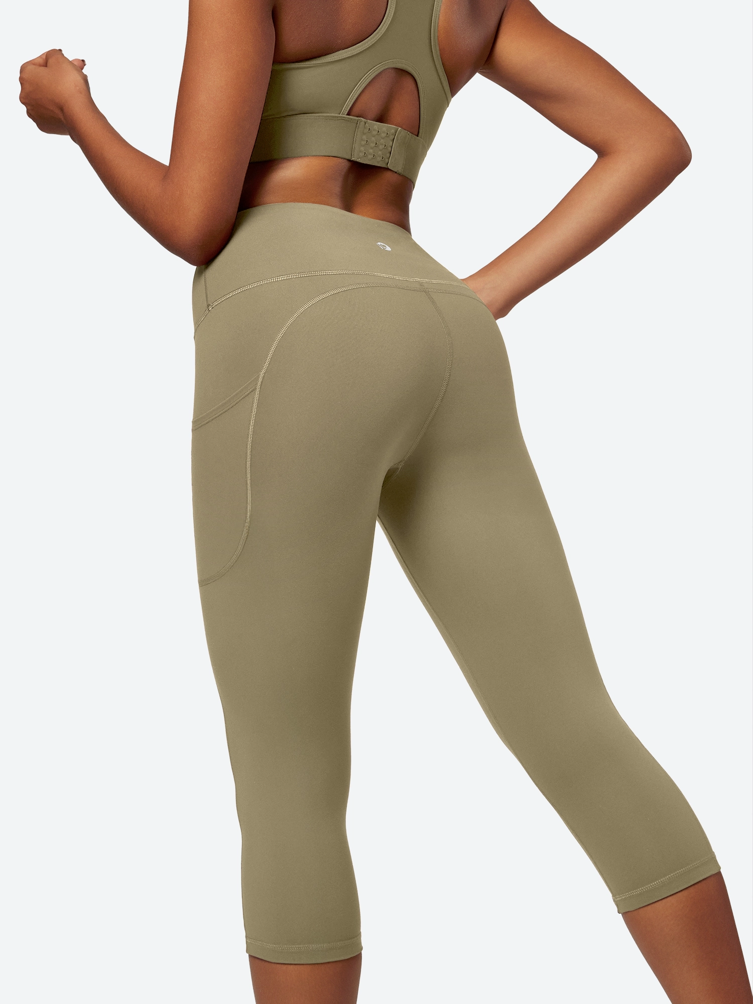 IUGA FlexTight Capris With Pockets Squat Proof - IUGA