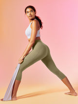 IUGA FlexTight Capris With Pockets Squat Proof - IUGA