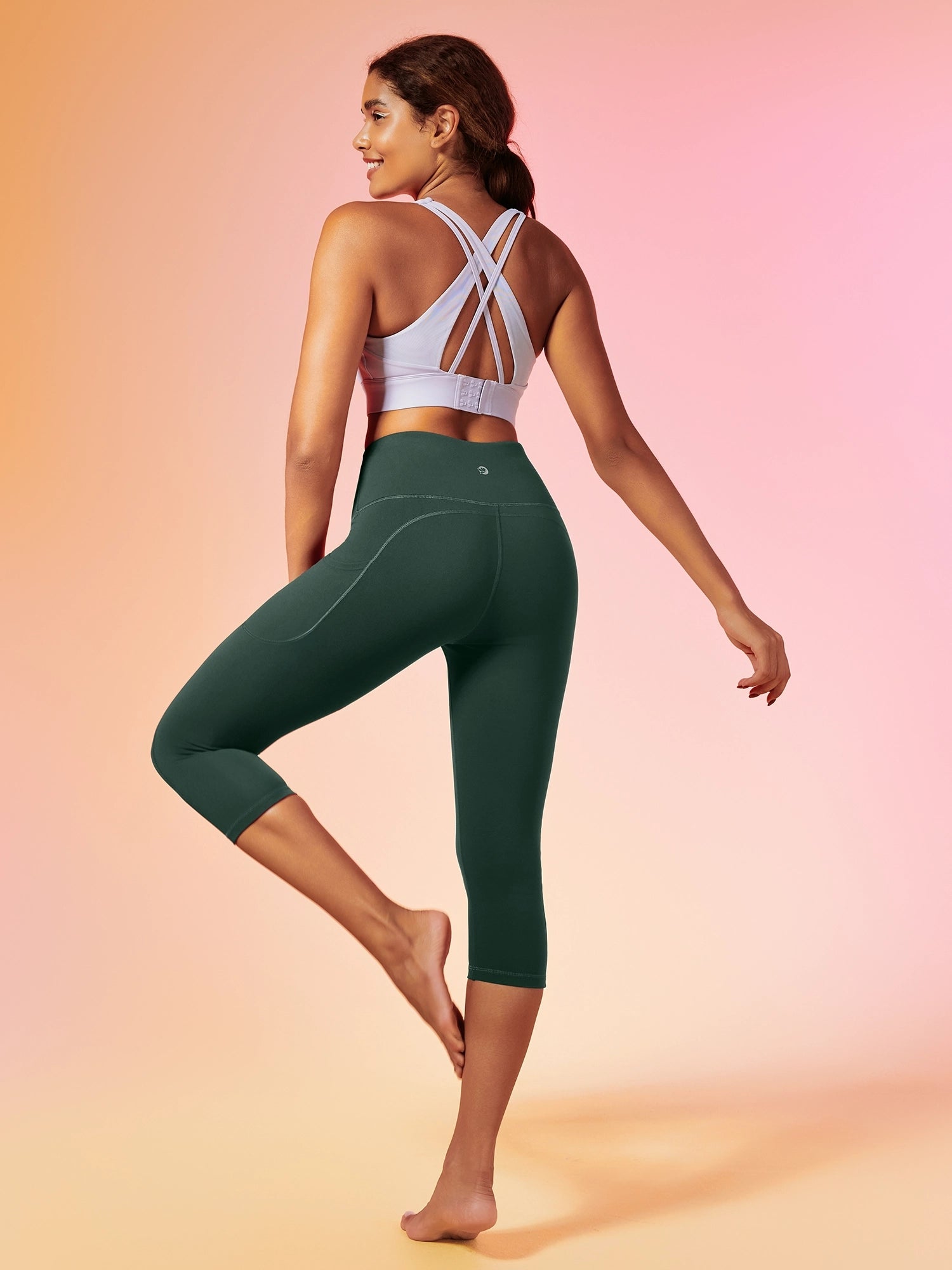 IUGA FlexTight Capris With Pockets Squat Proof - IUGA