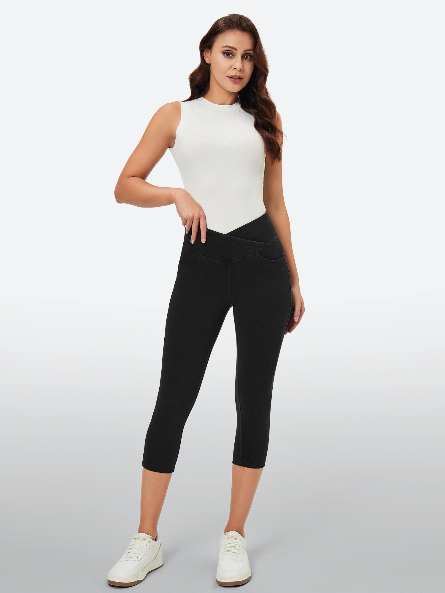 IUGA FlexDenim™ Stretchy Pull On Capri Jeans With Pockets - IUGA