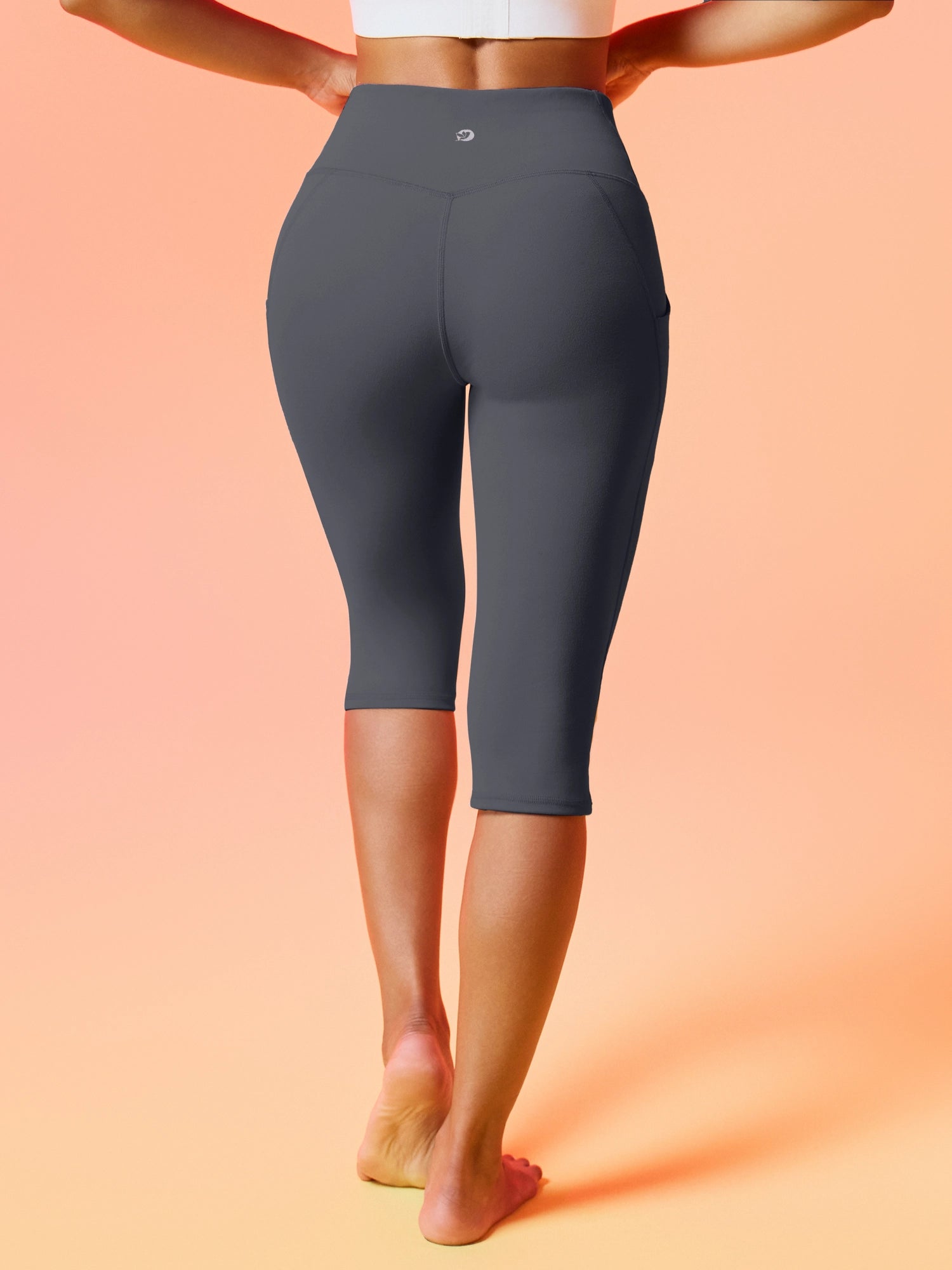 IUGA  FlexTight  No Front Seam Capris - IUGA