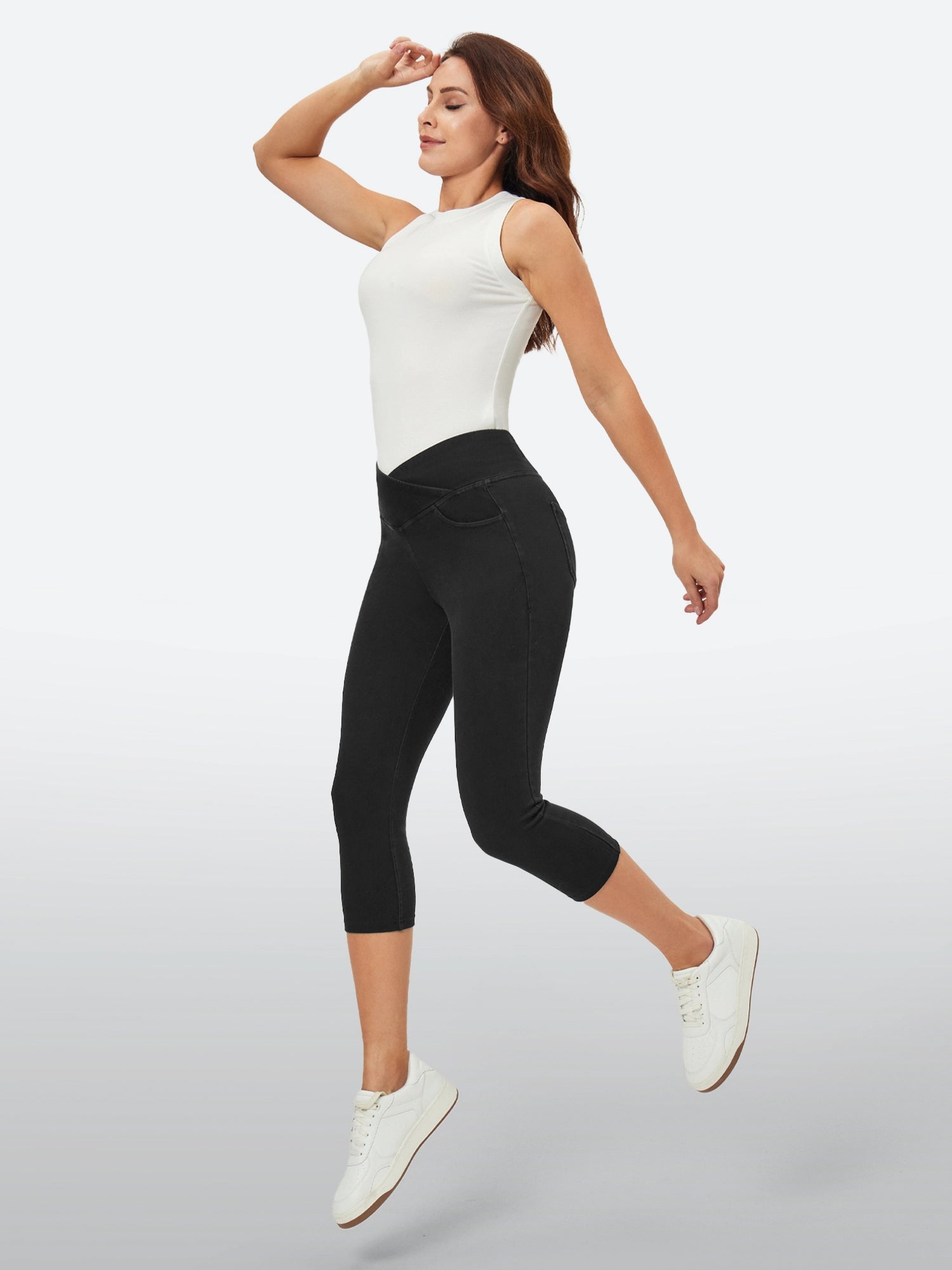 IUGA FlexDenim™ Stretchy Pull On Capri Jeans With Pockets - IUGA