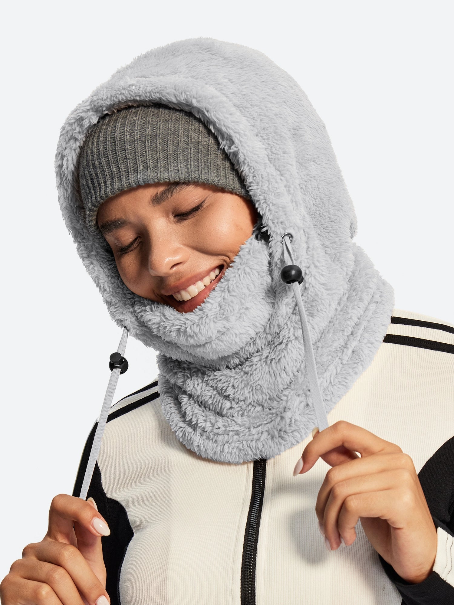 IUGA Velvet Balaclava Wind-Resistant Winter Face Mask | Affordable Yoga Leggings & Activewear by IUGA