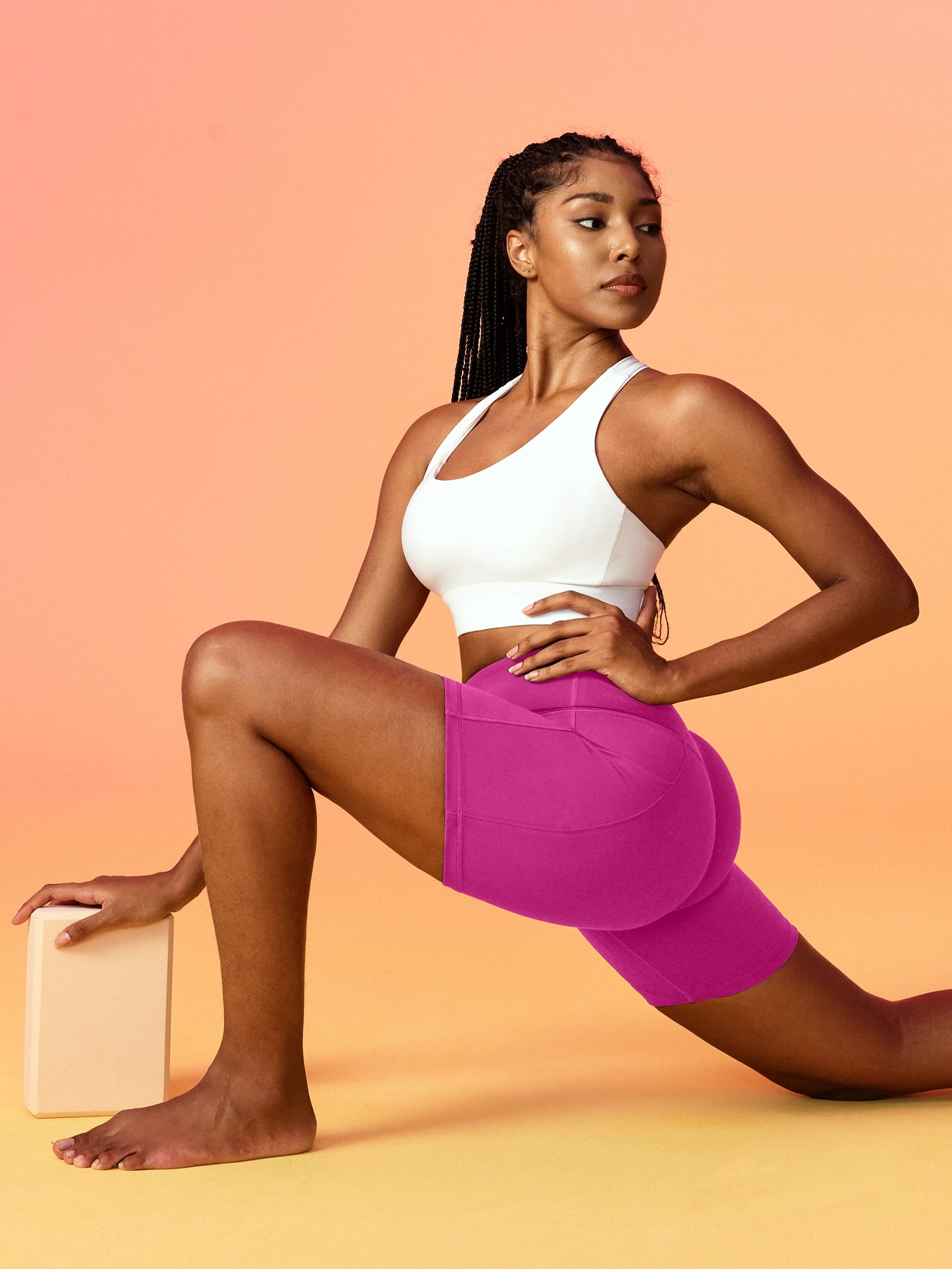 IUGA FlexTight High Waist No Front Seam Scrunch Butt Shorts With Pockets