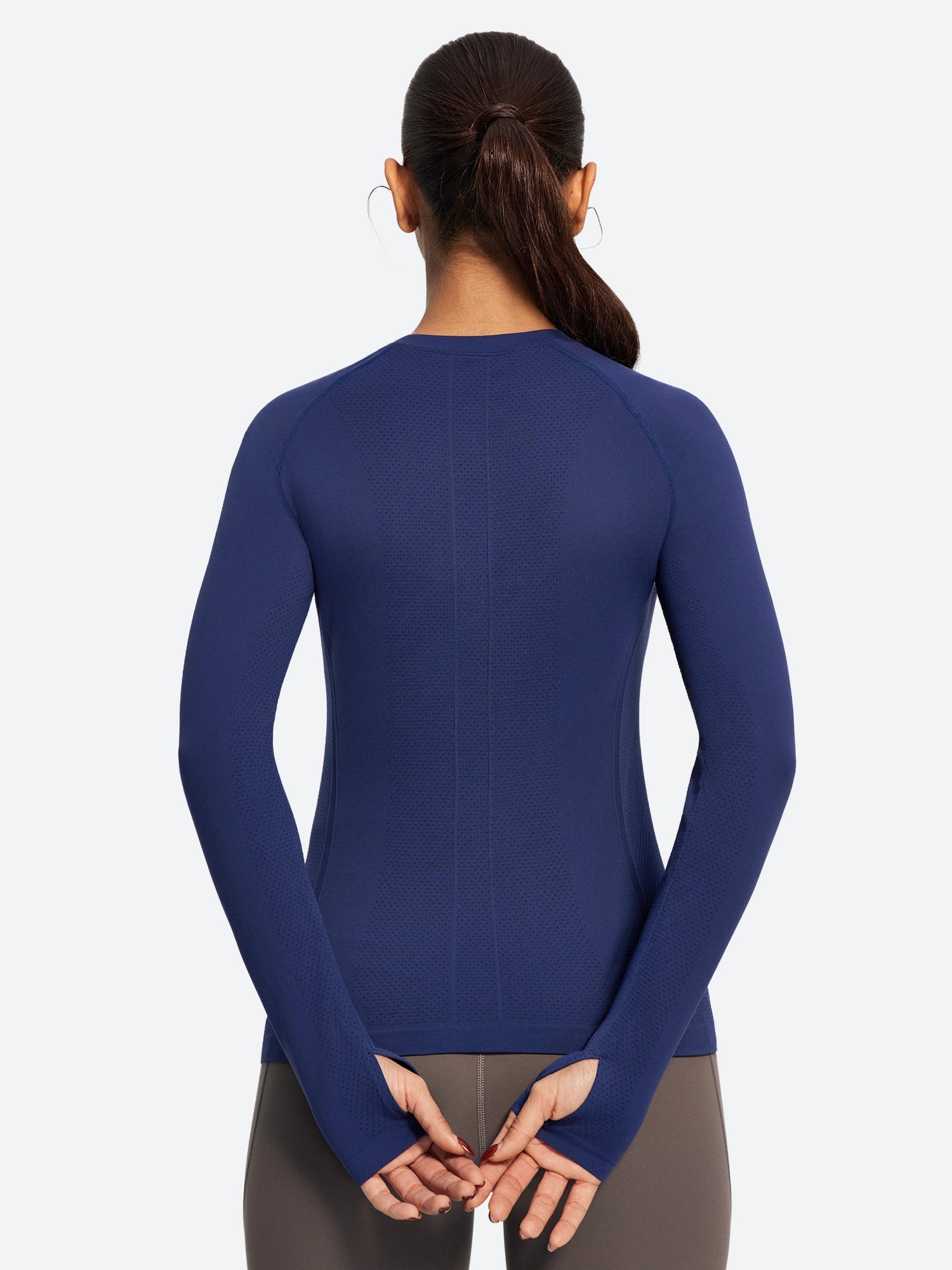 IUGA Long Sleeve Active Top Seamless Stretch Workout Shirt With Thumbholes | Affordable Yoga Leggings & Activewear by IUGA