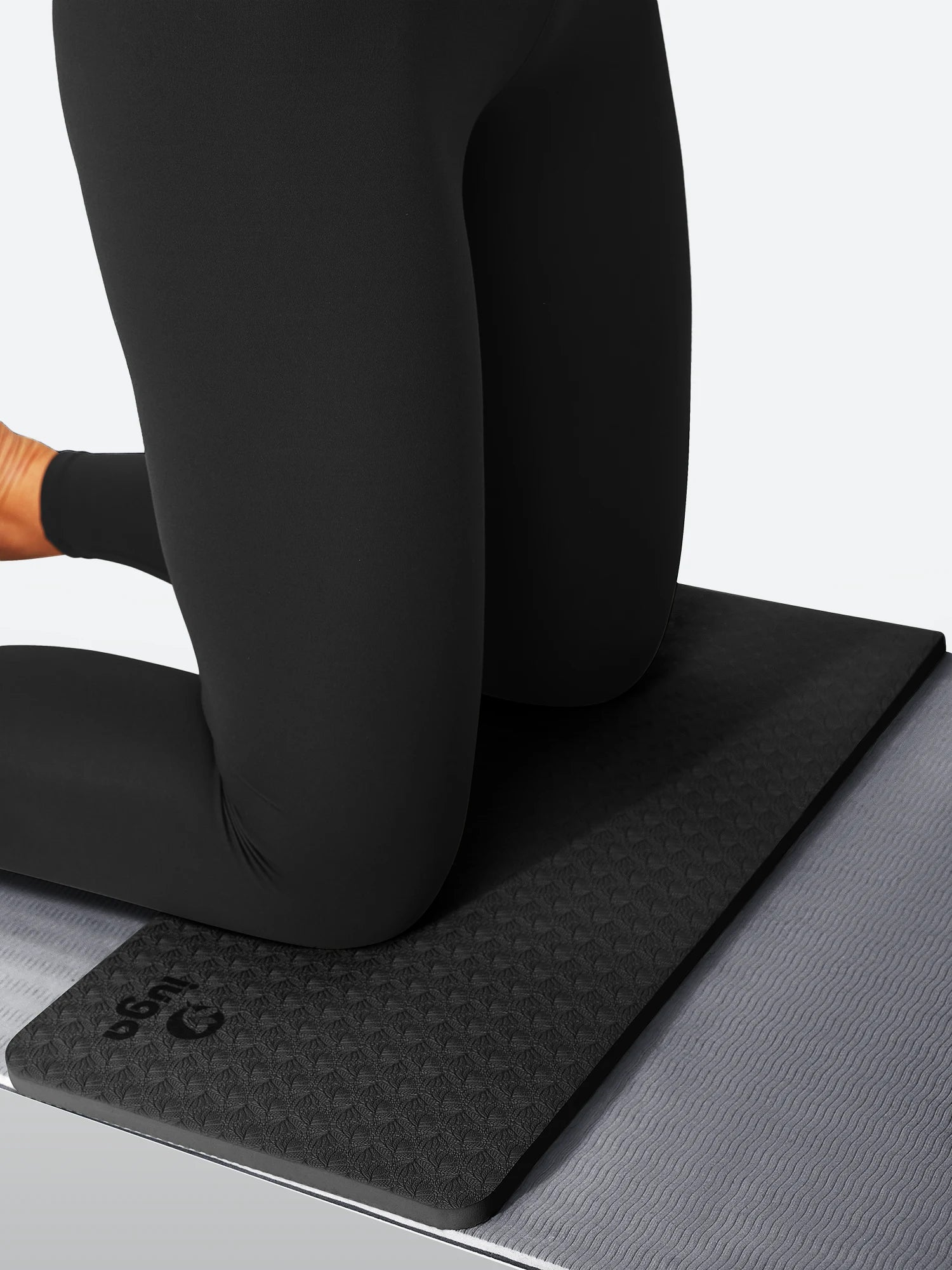 IUGA Non-Slip Yoga Knee Pads - IUGA
